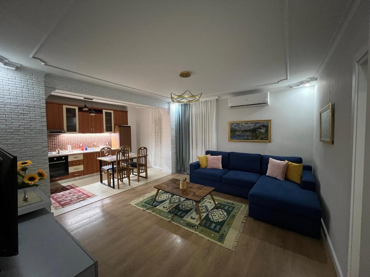 Chestnut Yard Villa Tiranë Eksteriør bilde