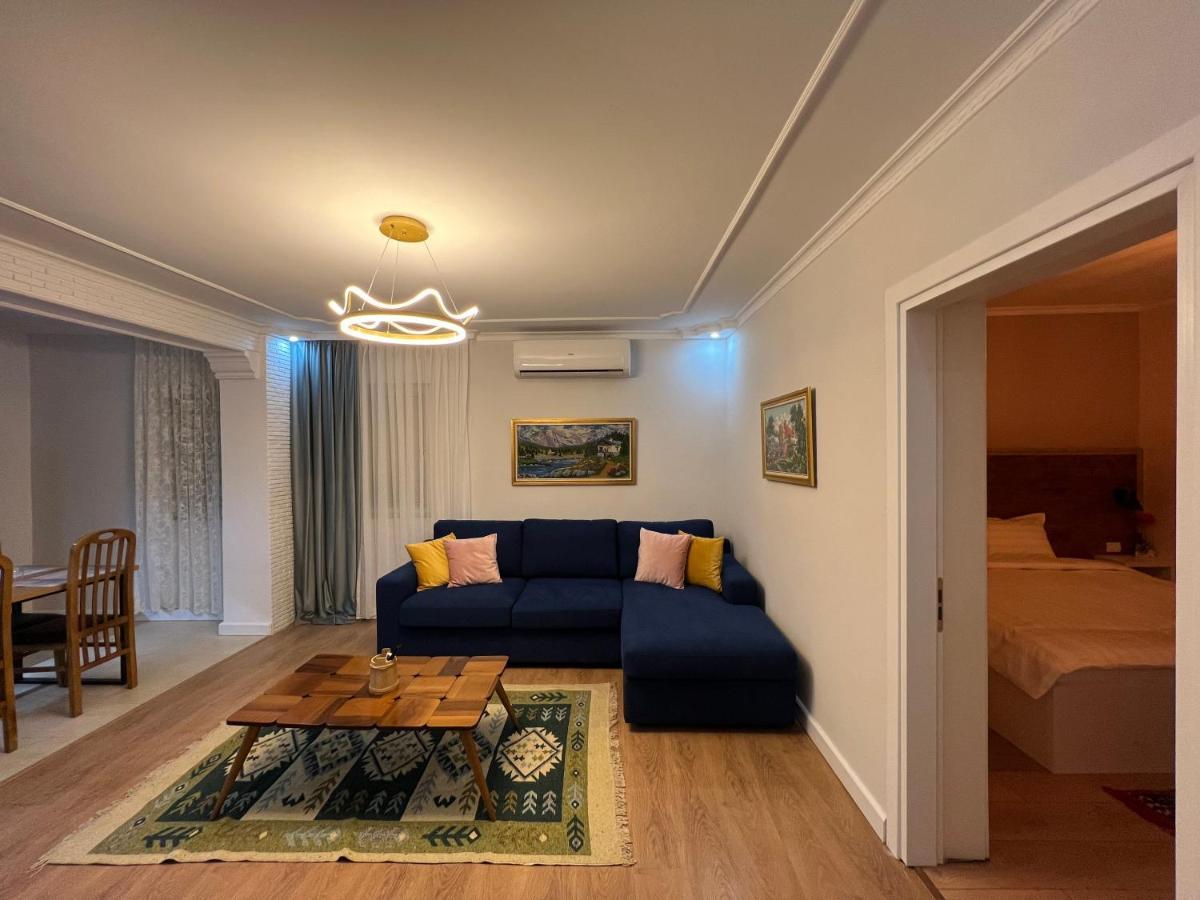 Chestnut Yard Villa Tiranë Eksteriør bilde