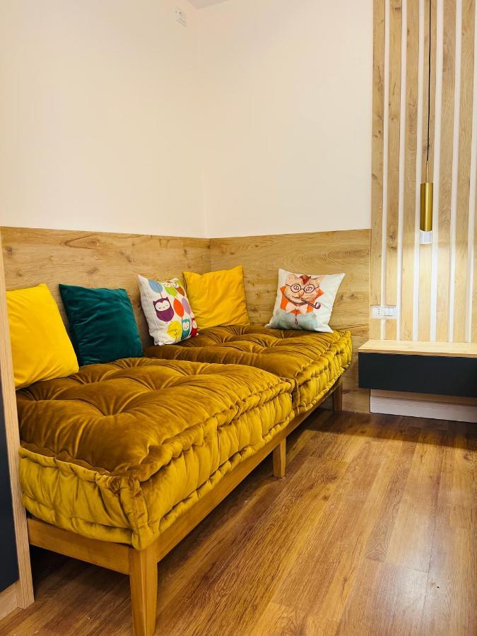 Chestnut Yard Villa Tiranë Eksteriør bilde